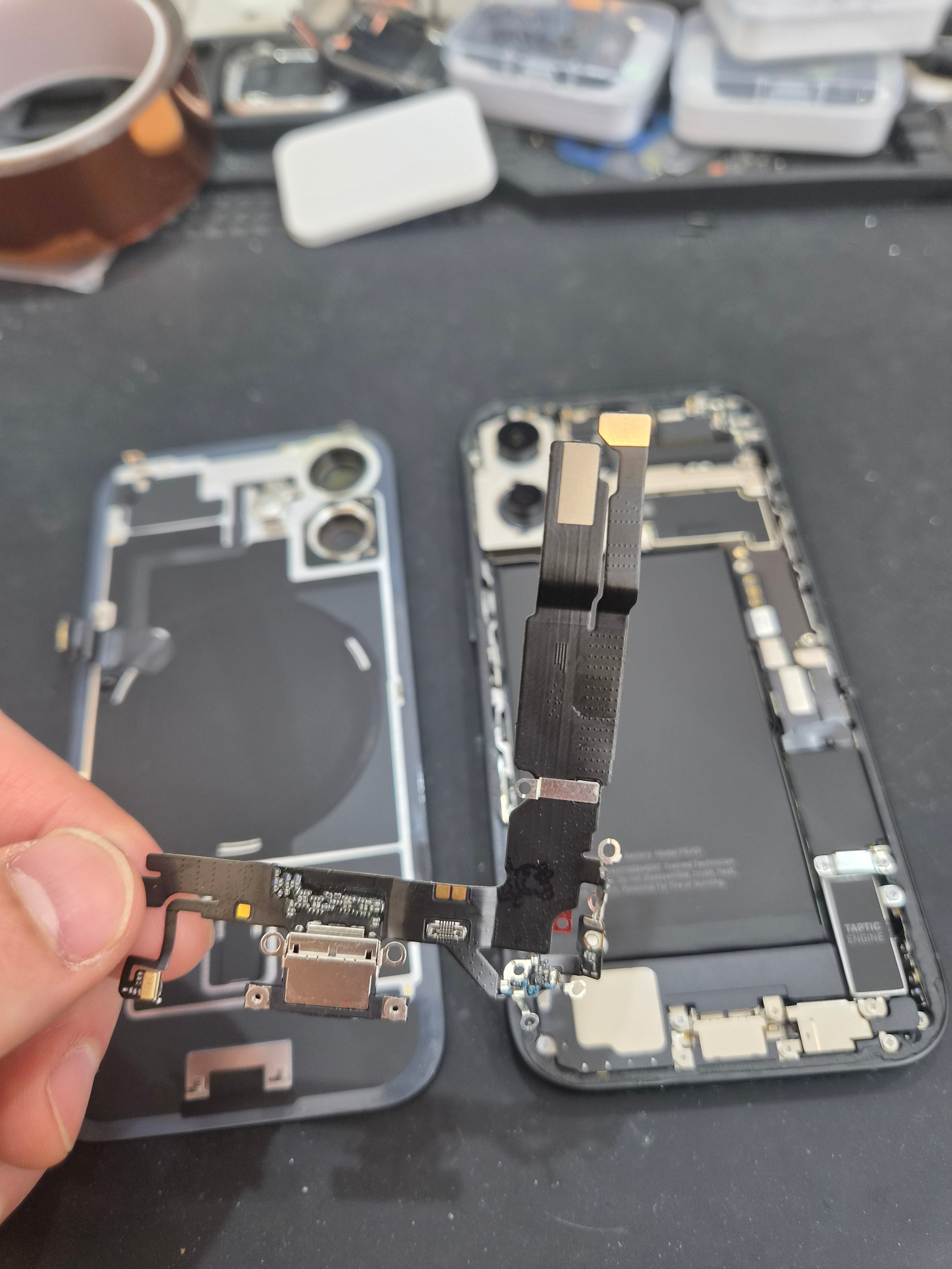 아이폰 iPhone 16 교체 부품 — 매장 검수 완료 부품