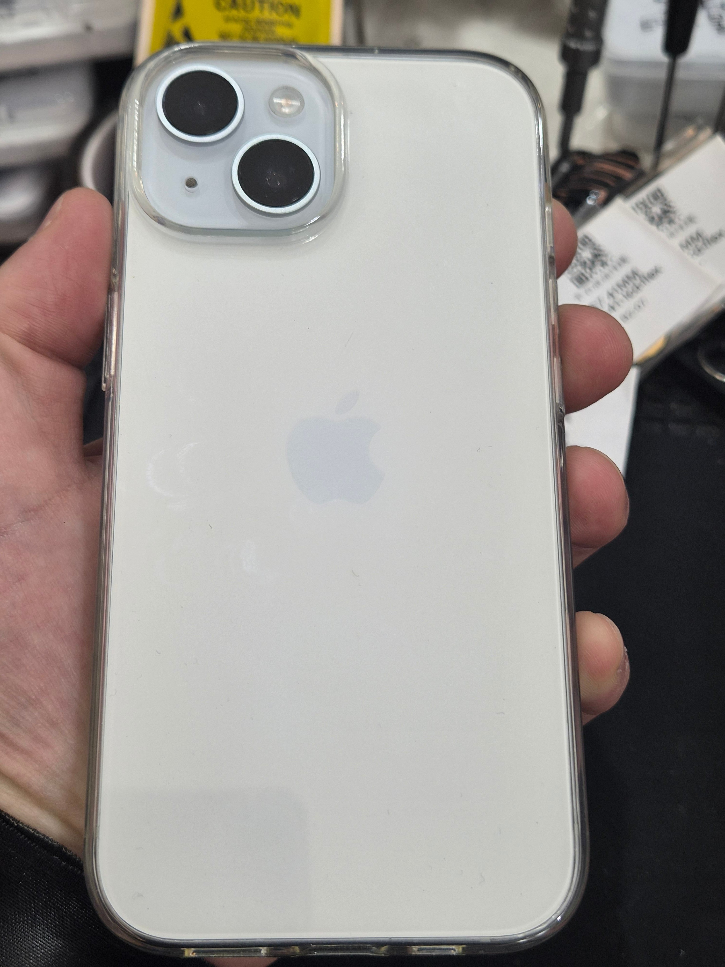 아이폰 iPhone 15 교체 후 후면 유리 정상