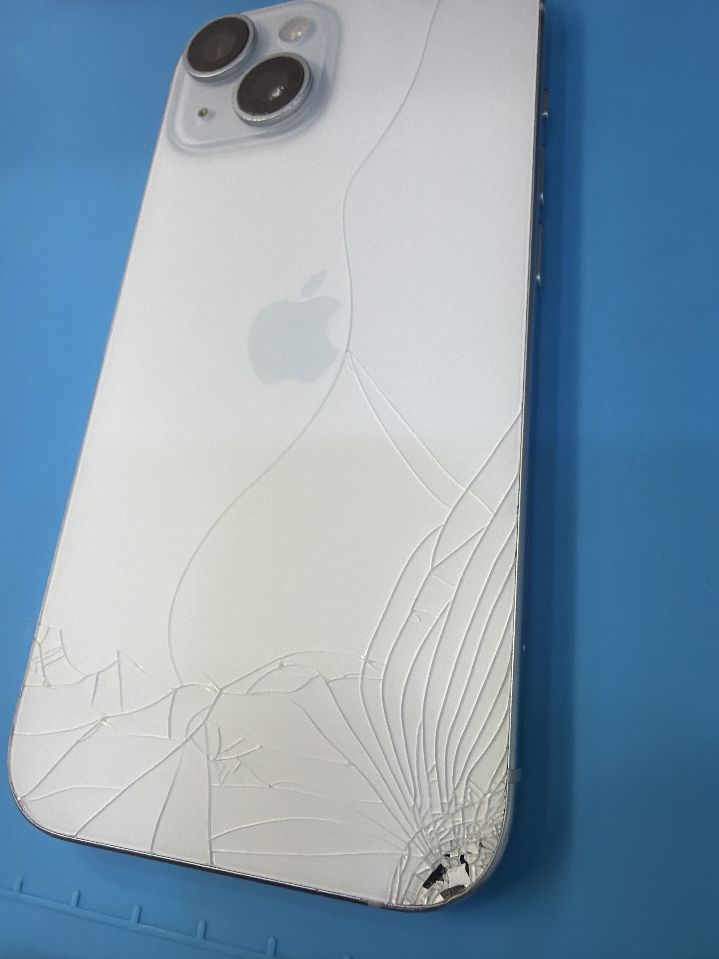 아이폰 iPhone 15 수리 전 진단 사진