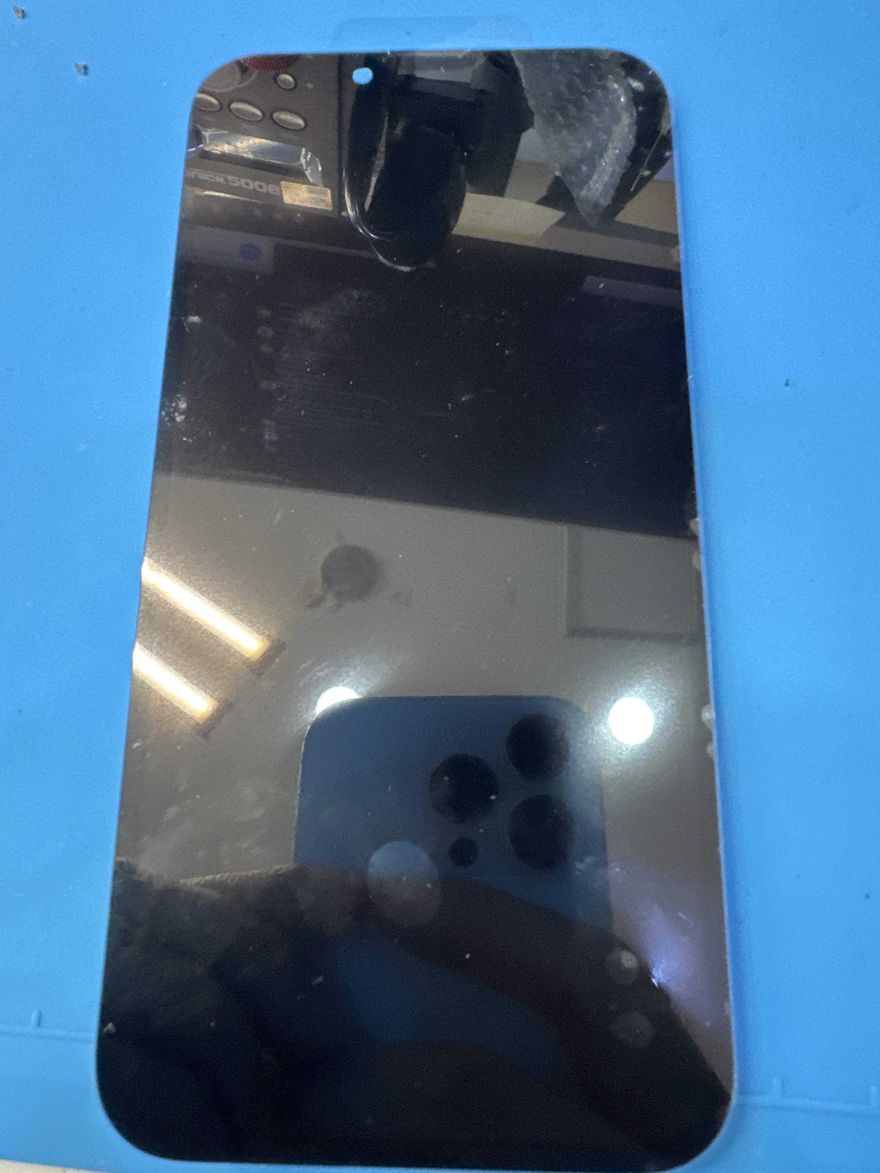 아이폰 13 (iPhone 13) 액정 교체 비용 가격 교체 부품 — 매장 검수 완료 부품