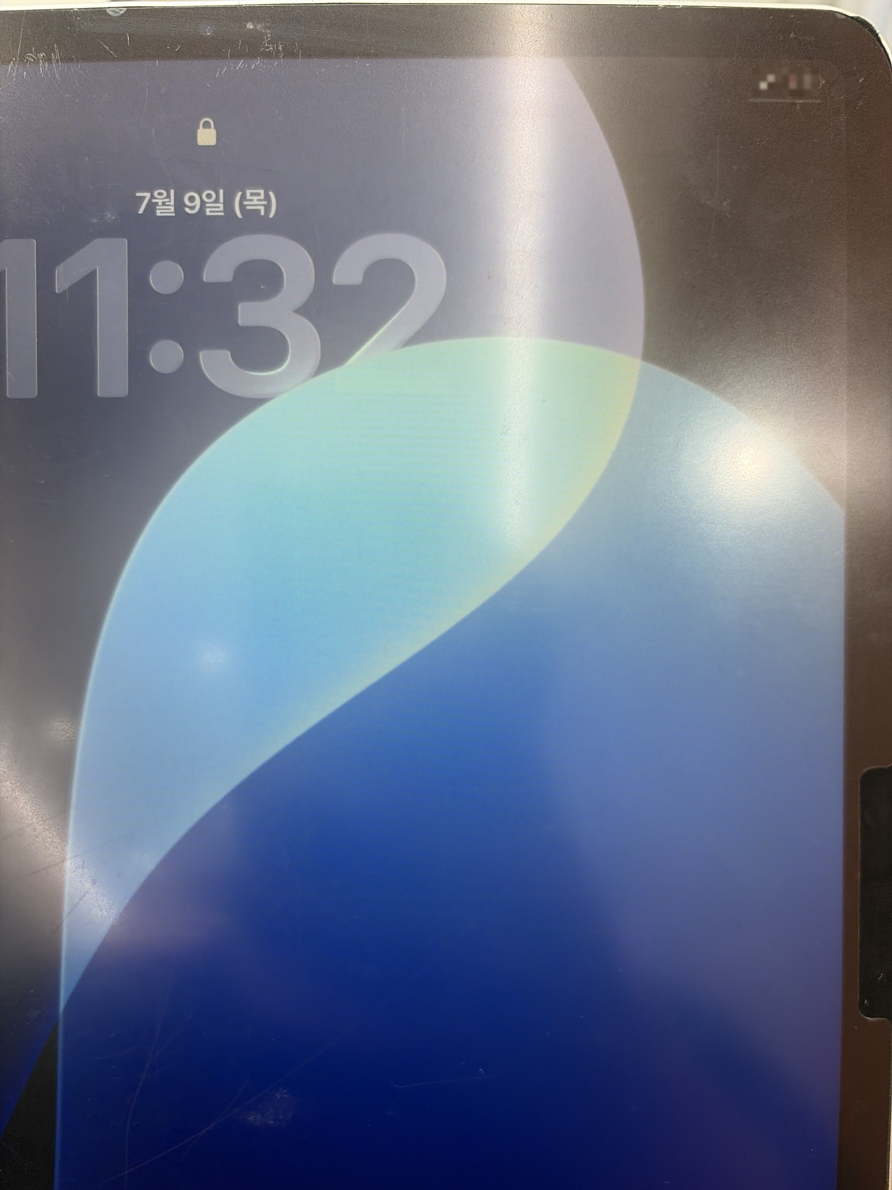 아이패드 Pro 12.9인치 (3세대) 수리 후 충전 정상 인식 화면