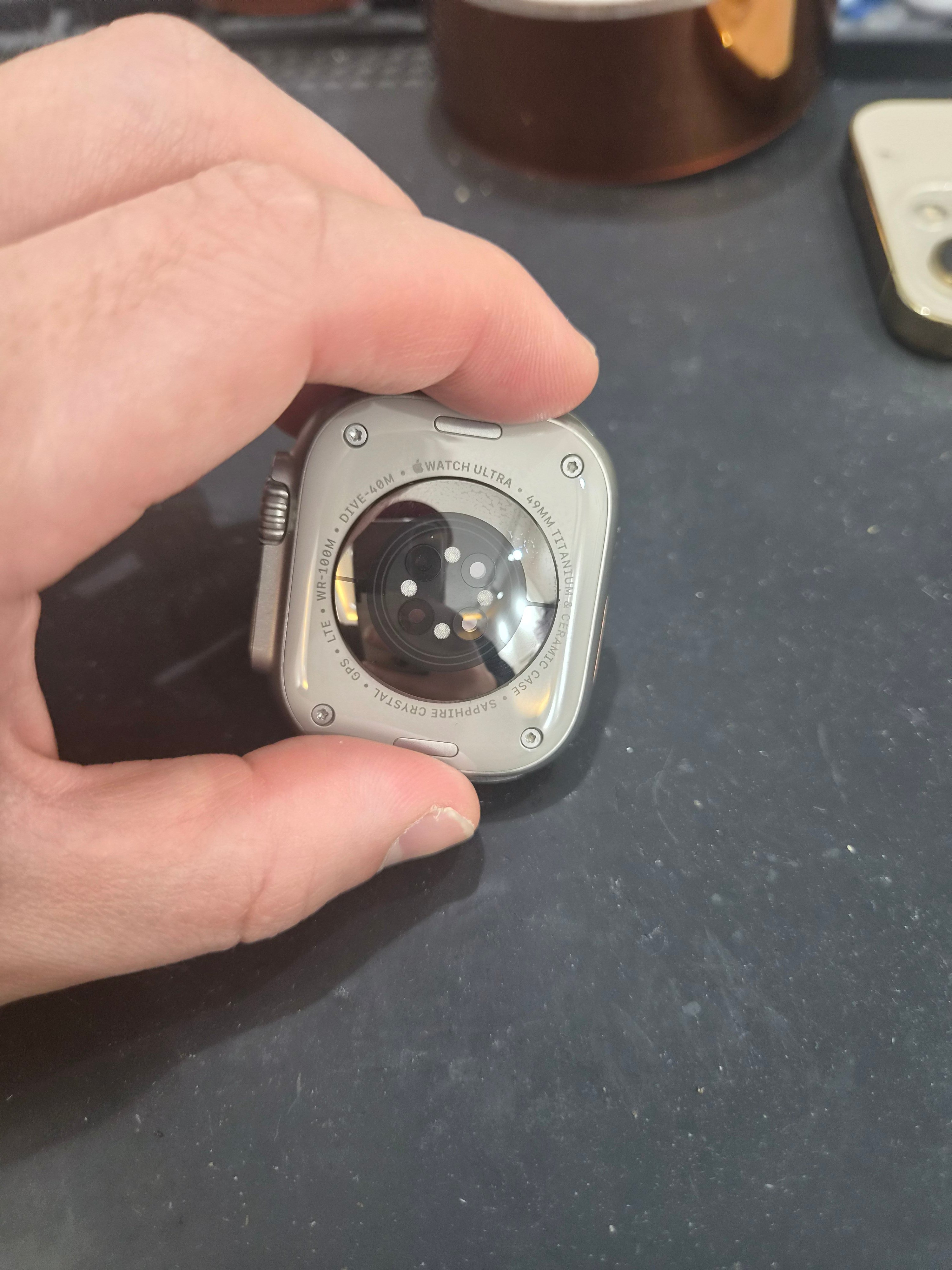 애플워치 Apple Watch Ultra 2 교체 후 후면 유리 정상