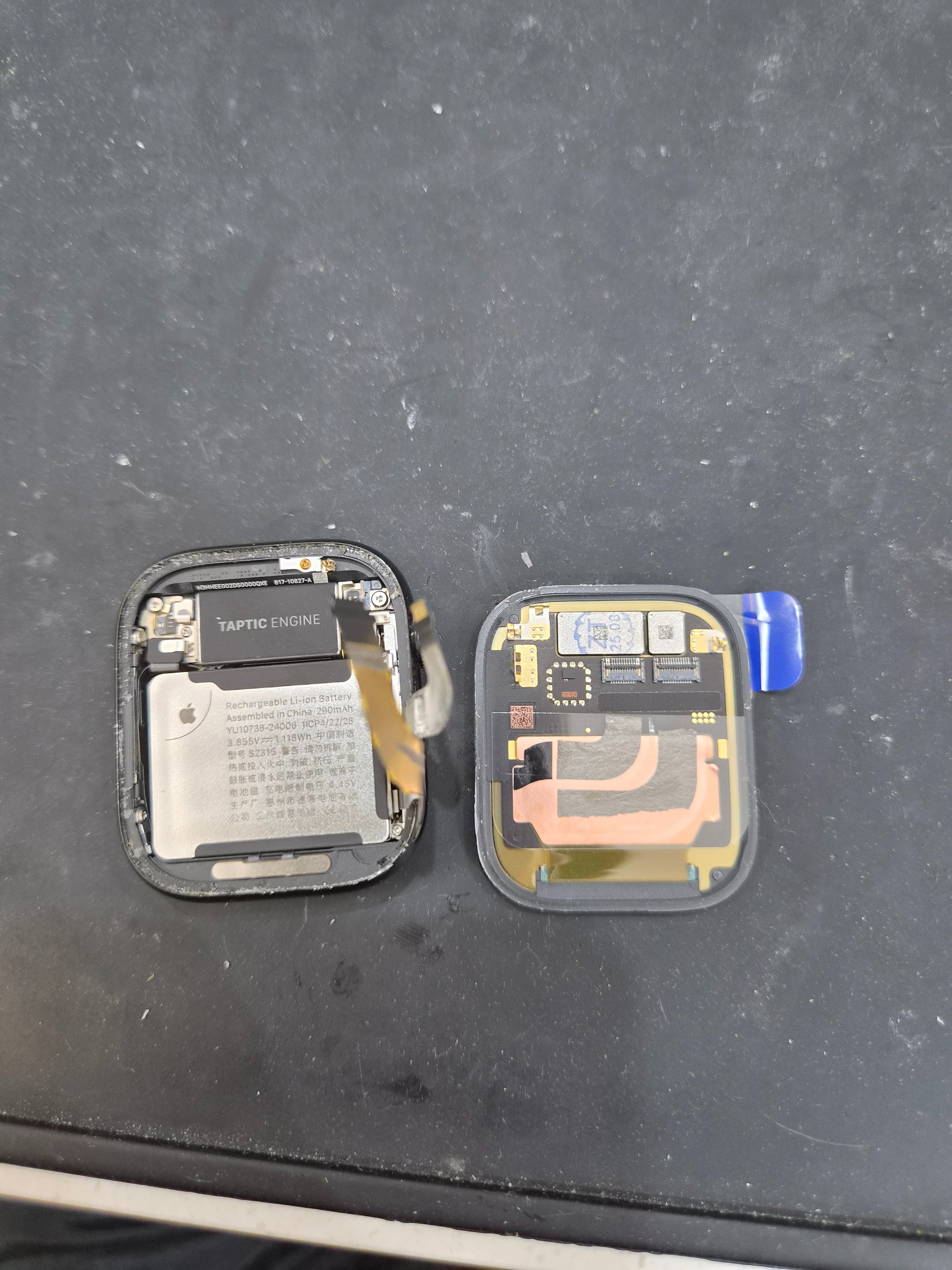 애플워치 Apple Watch Series 10 (42mm) 수리 작업 중 — 다올리페어 직영점 진행
