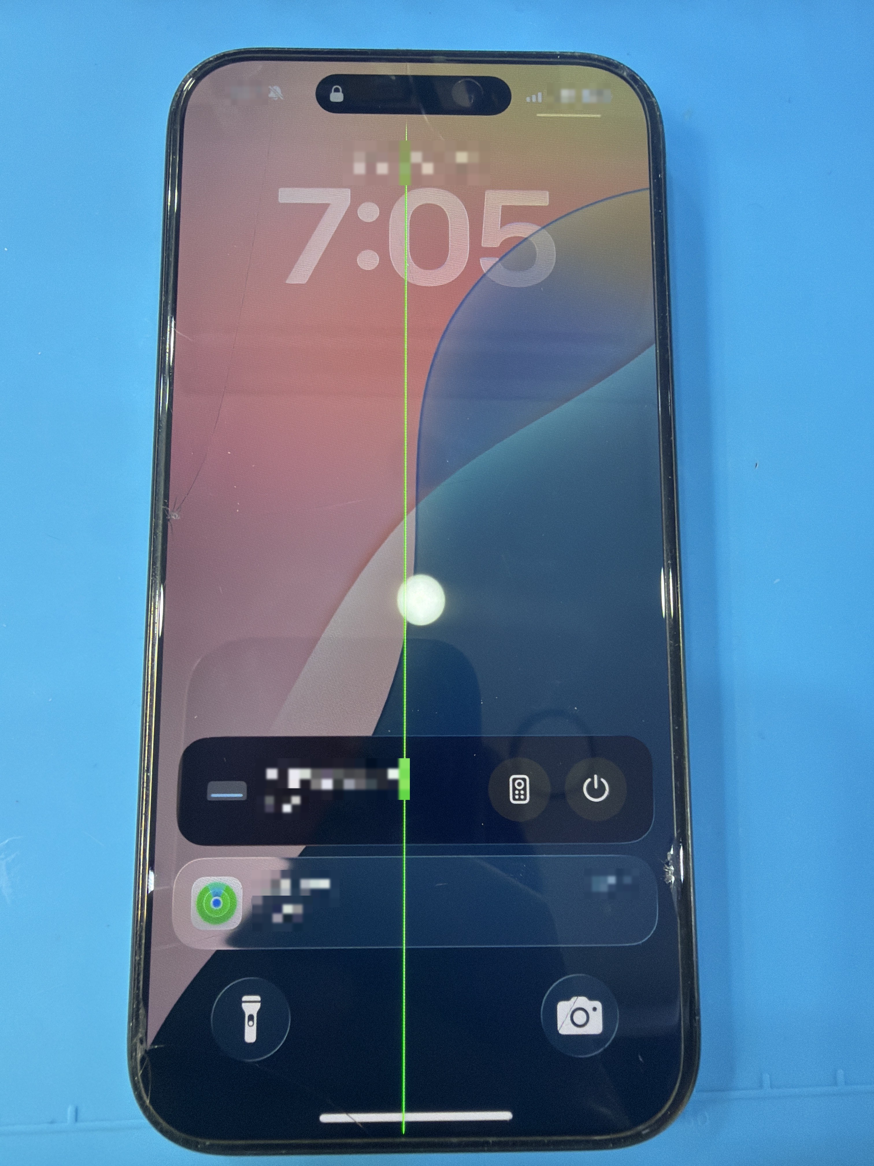 아이폰 15 Pro 수리 전 — 액정 깨짐