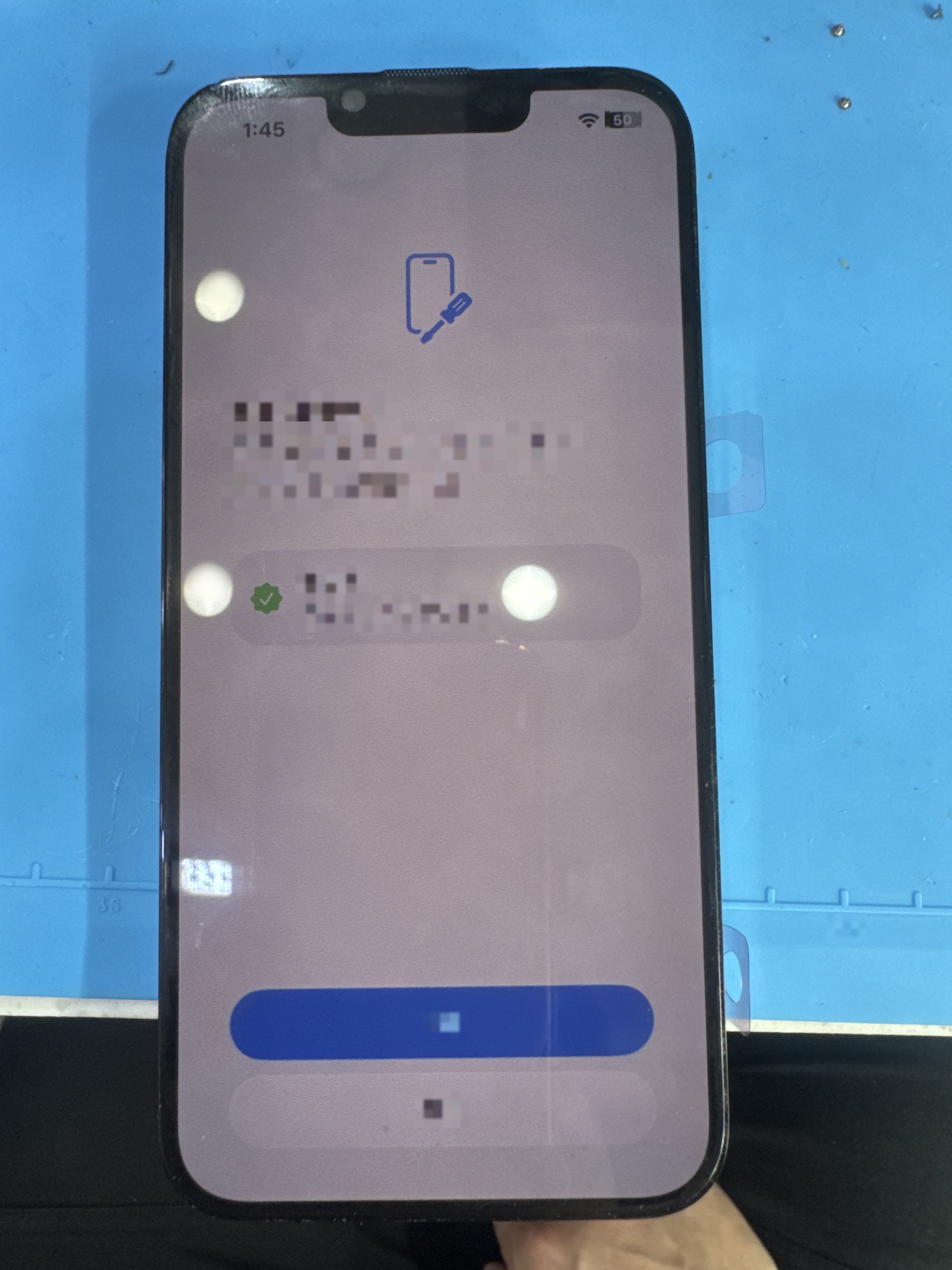 아이폰 13 Pro 수리 작업 중 — 다올리페어 직영점 진행