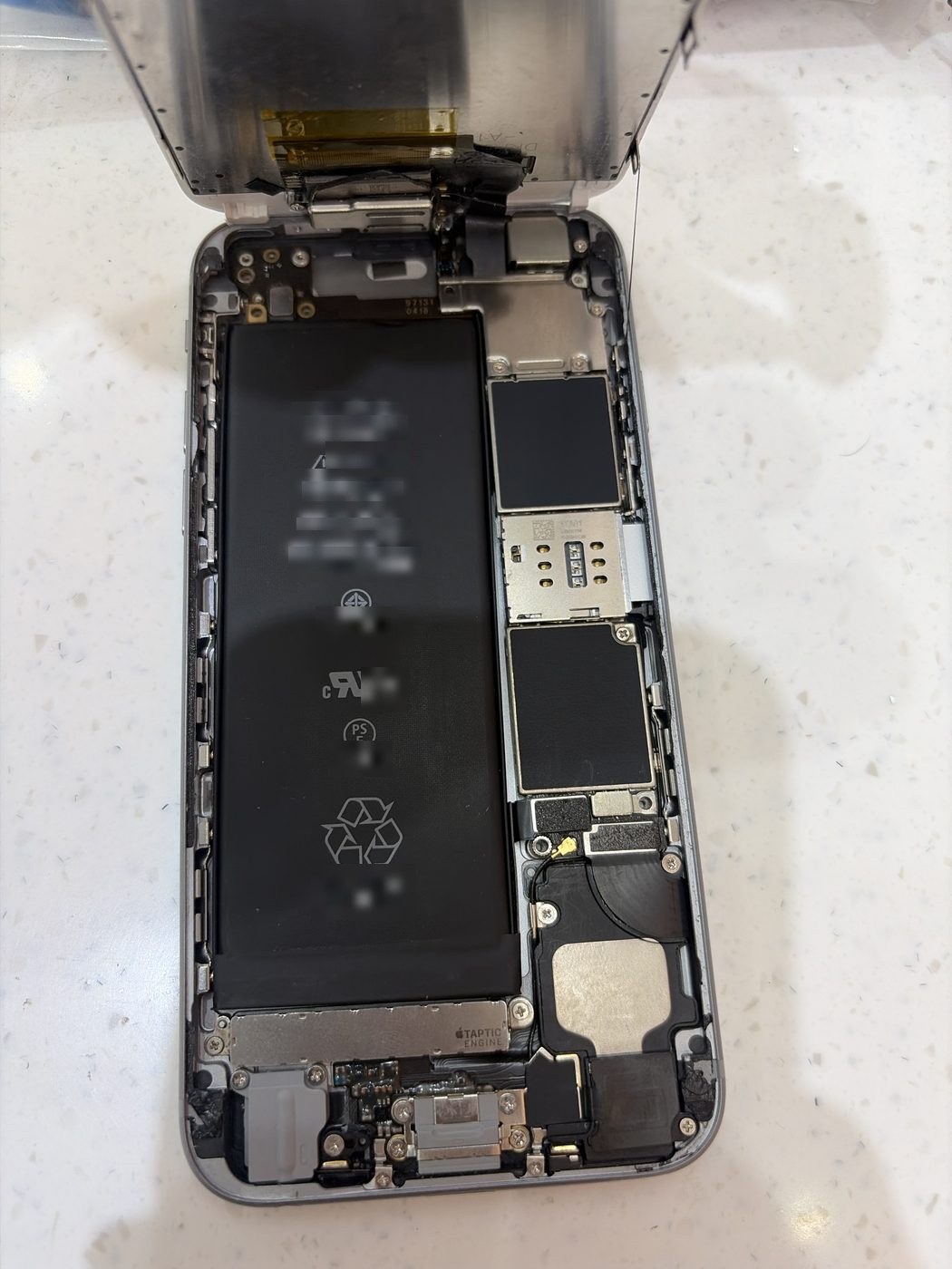 아이폰 6s 내부 분해