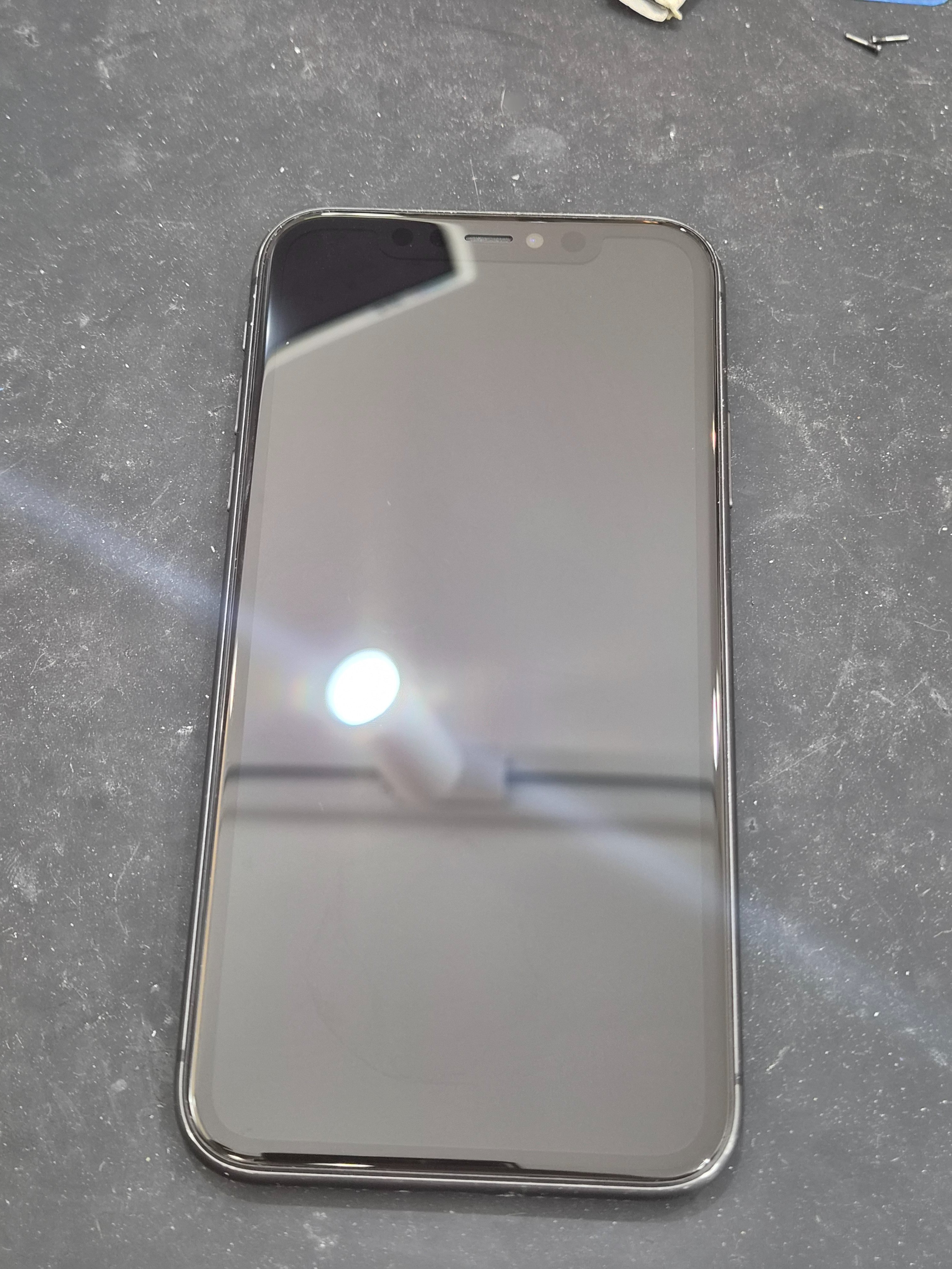 아이폰 iPhone 11 교체 후 작동 화면 정상