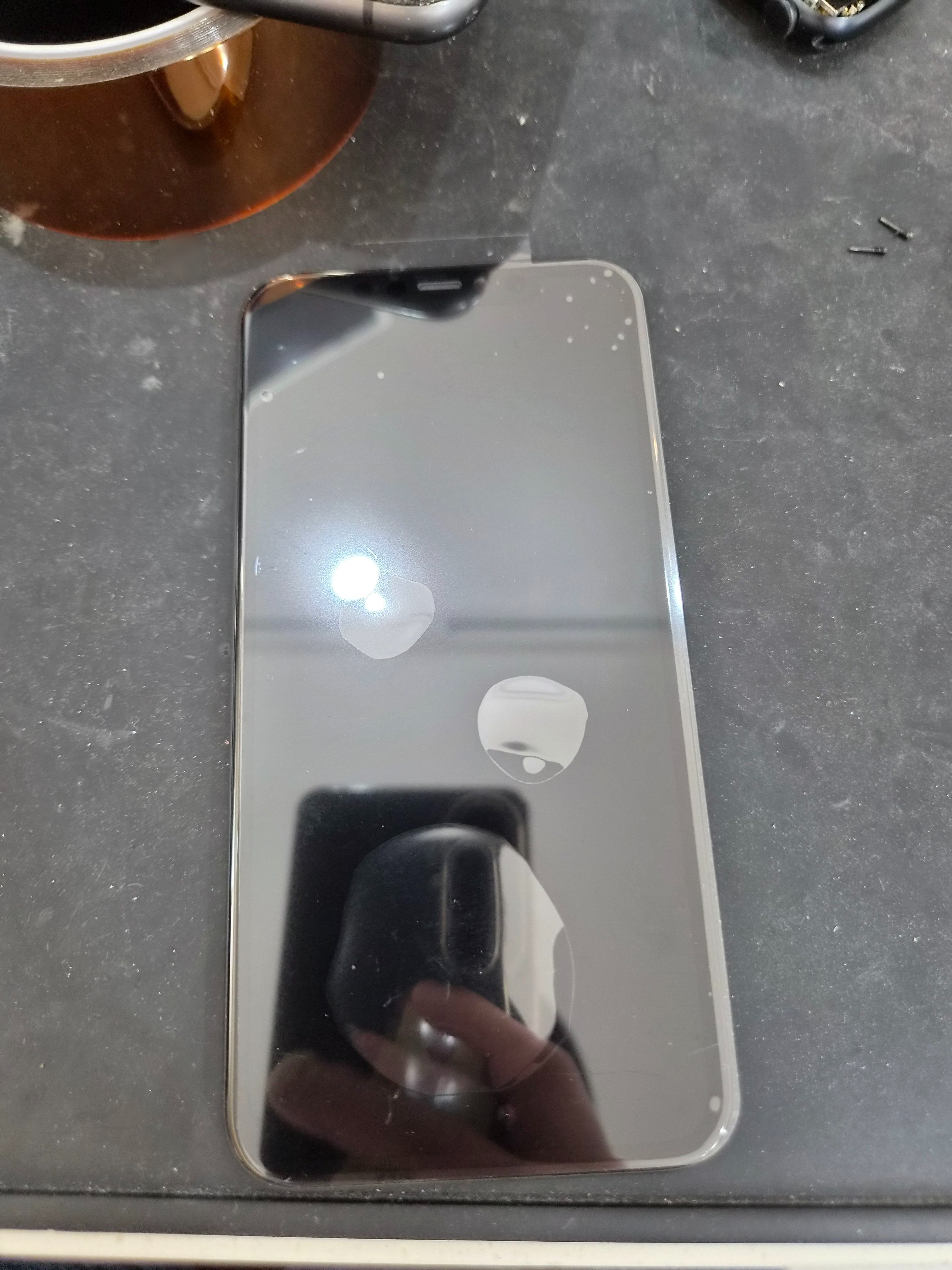 아이폰 11 (iPhone 11) 액정 교체 비용 가격 교체 부품 — 매장 검수 완료 부품